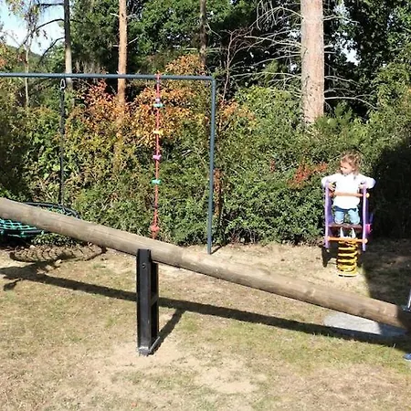 Schoene Aussicht Gelb Daire Hemfurth-Edersee