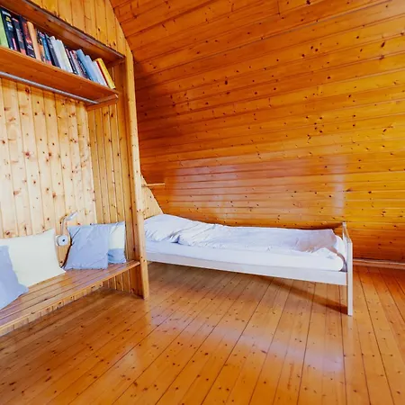 Daire Schoene Aussicht Gelb *