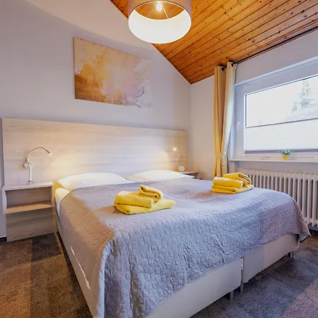 Apartament Schoene Aussicht Gelb