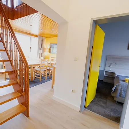 Schoene Aussicht Gelb *